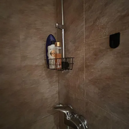 Cozy Little Apartament